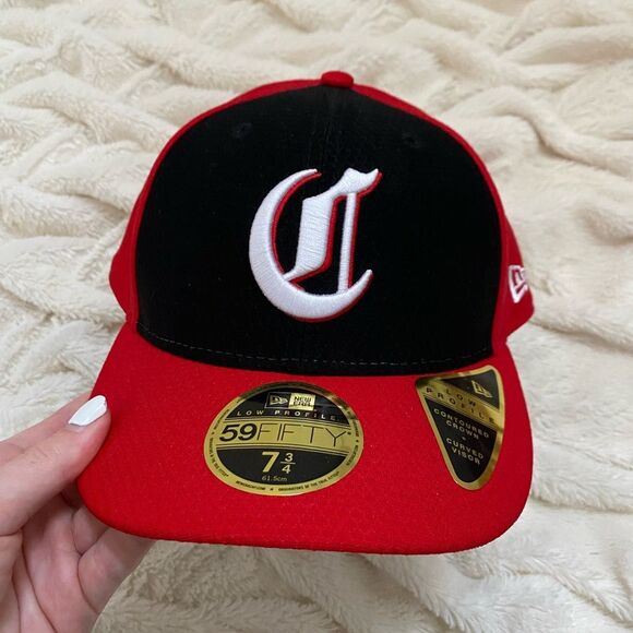 NWT Cincinnati Reds New Era Black/Red Low Profile 59FIFTY Fitted Hat - Picture 1 of 5